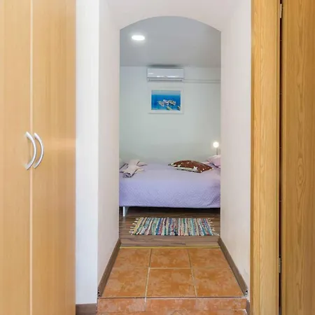 Apartment In Porec/istrien 37747