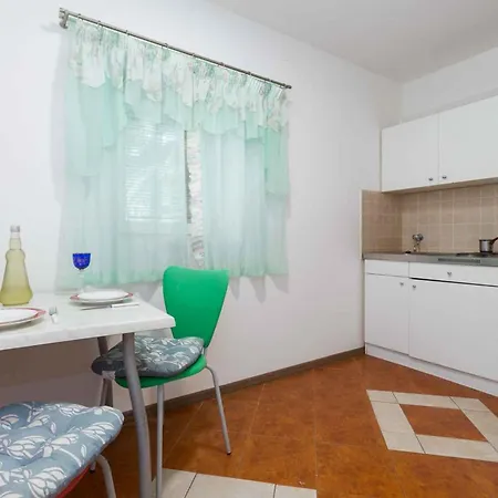 In Porec/istrien 37747 Apartment Porec